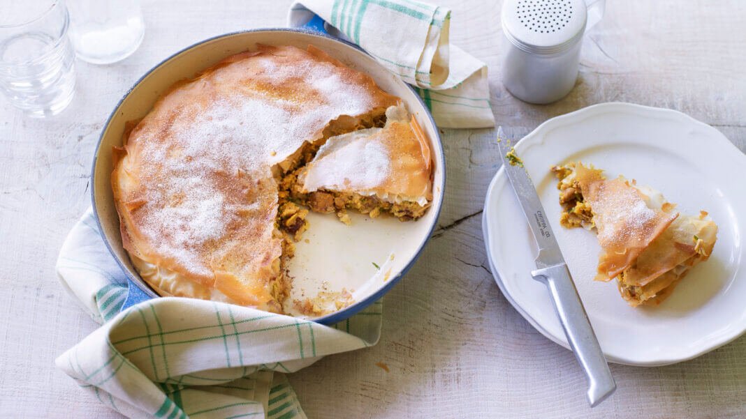 Ingredients and Preparation - moroccan bastilla